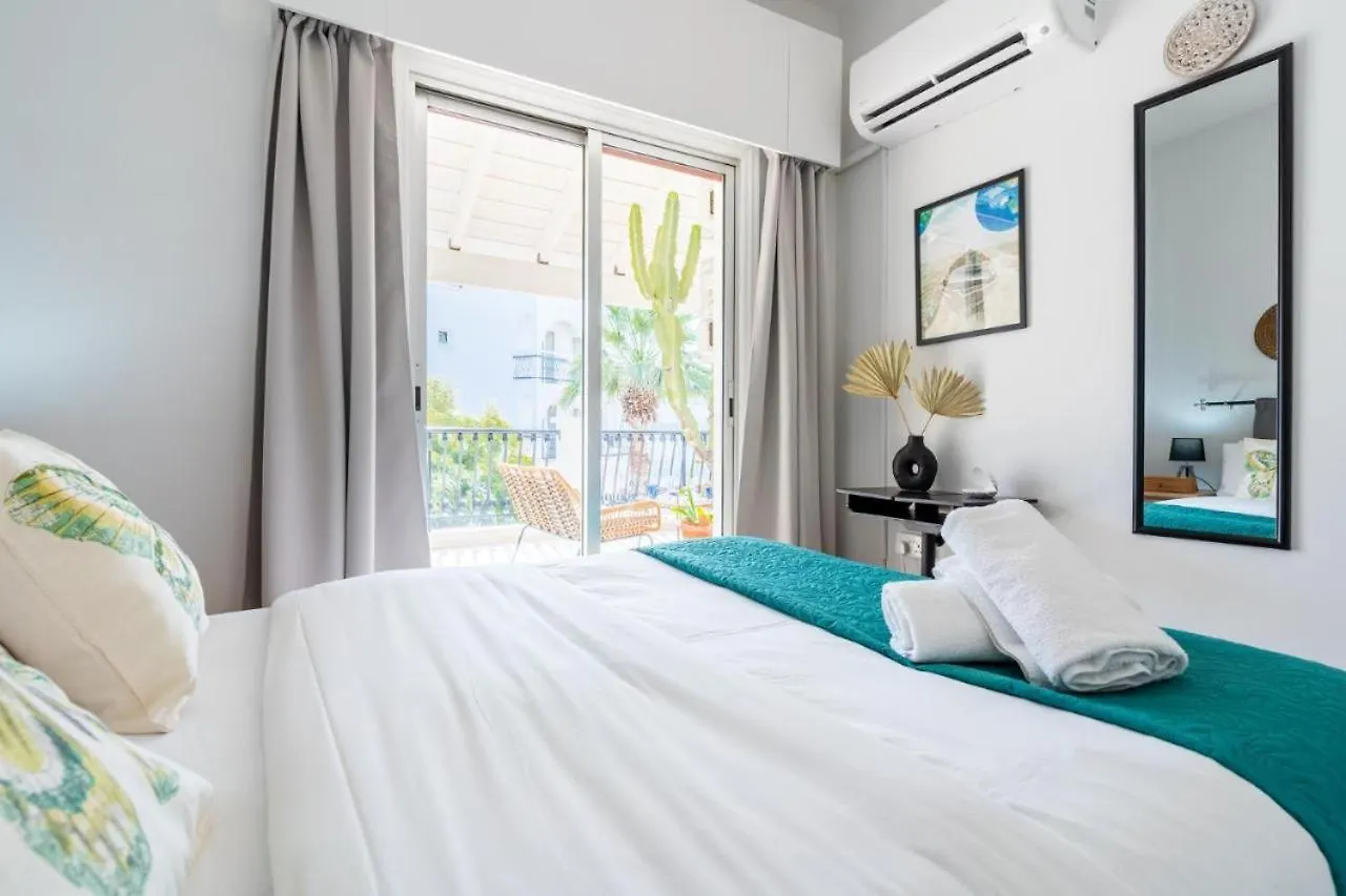 Lazyriver 1-Bedroom Apartment Larnaca 0*,